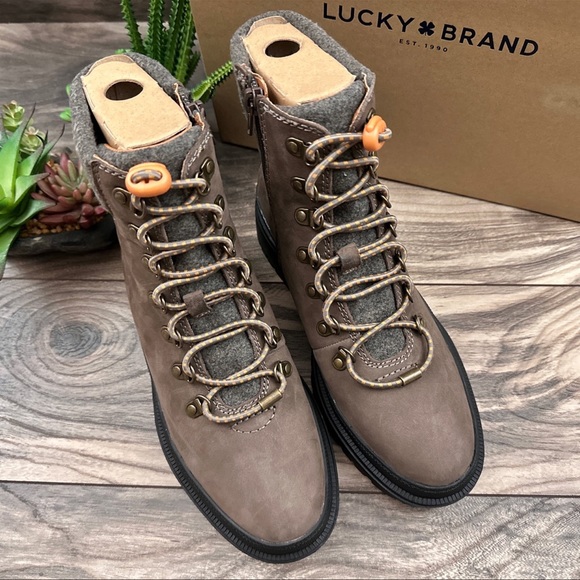 NIB Lucky Brand Eavan Lace Up Combat Boots Falcon Milled Nubuck Leather 8M - Picture 3 of 12